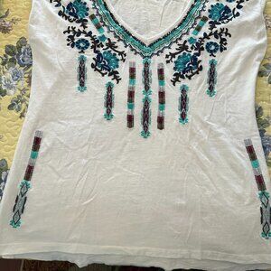 Sundance top, NWOT, Medium White w/embroidery